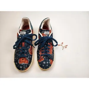 Adidas x Stan Smith second hand blue and orange embroydered laceup shoes size 38.5