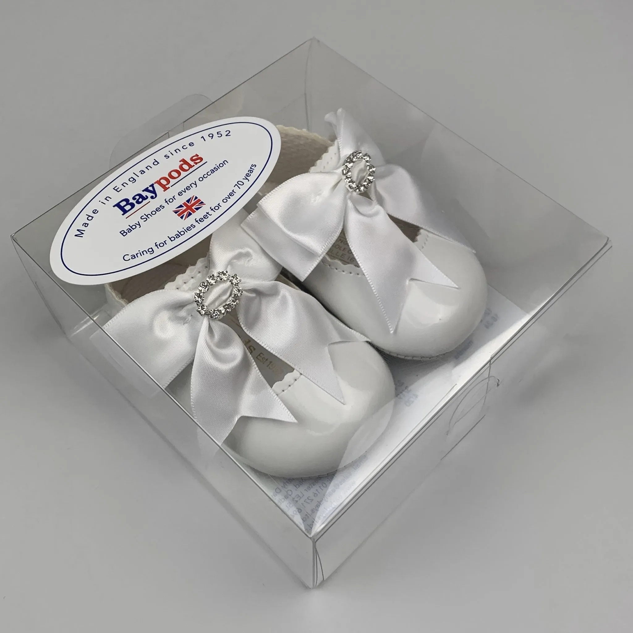 Crib Shoes - White with Satin Bow and Diamante
