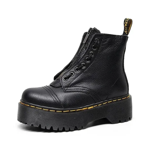 Fashionable leather boots