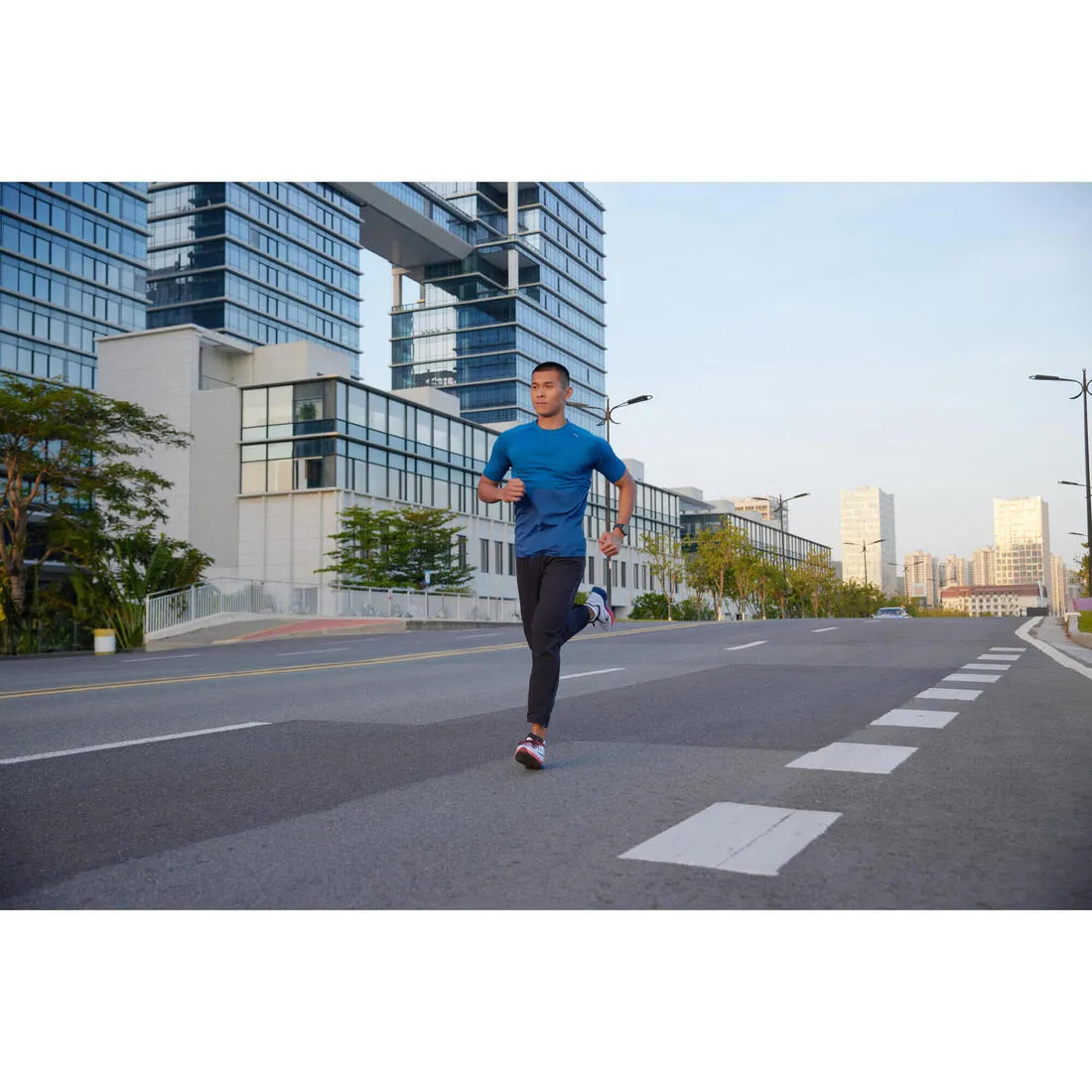 Men's Running Lightweight Trousers - KIPRUN Run 500 Light - Black