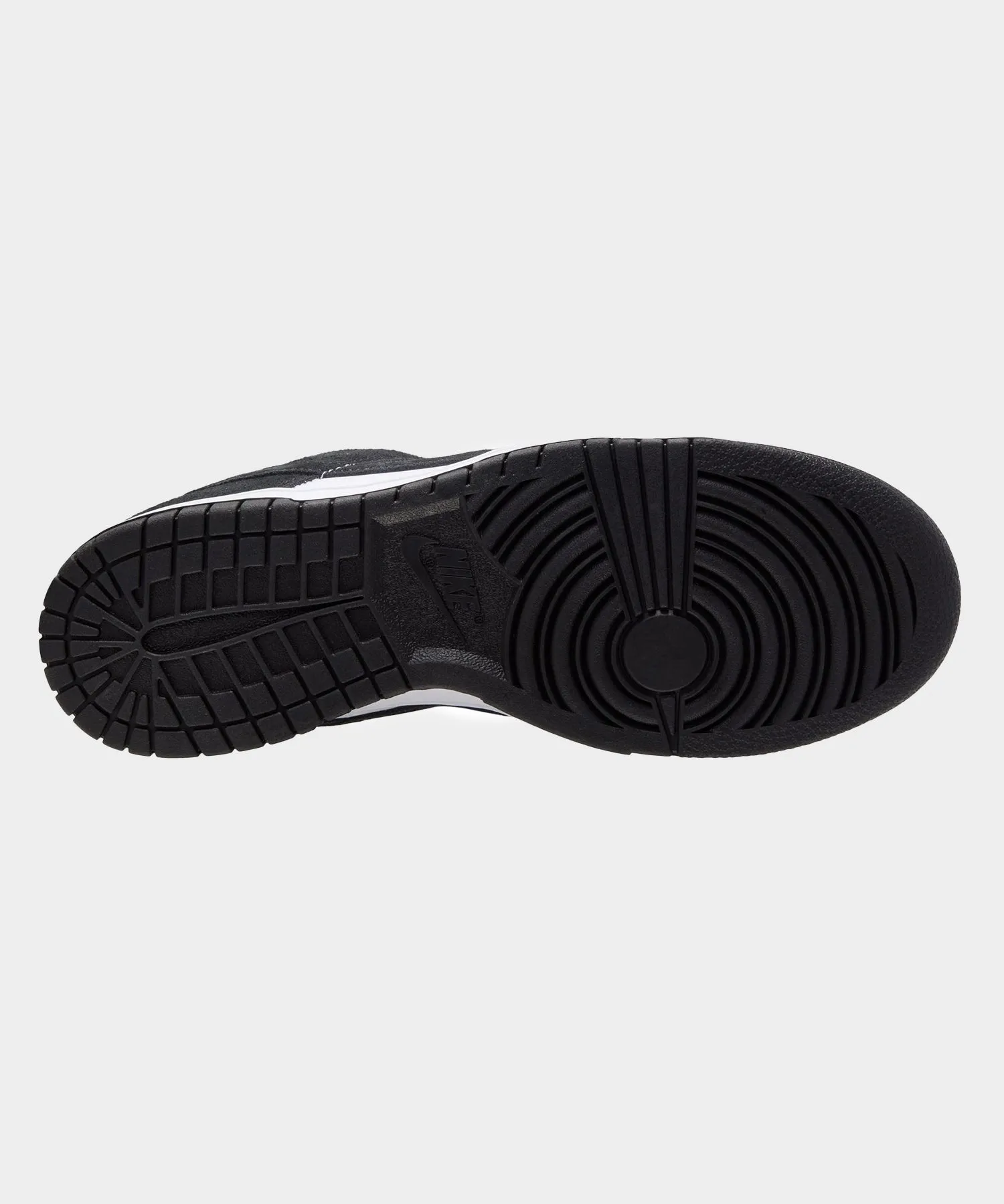 Nike Dunk Low Retro in White   Black