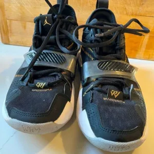 Nike Jordan Why Not Zer0.3 GS ‘The Family' Basketball Shoes Russel Wilson Sz 7Y
