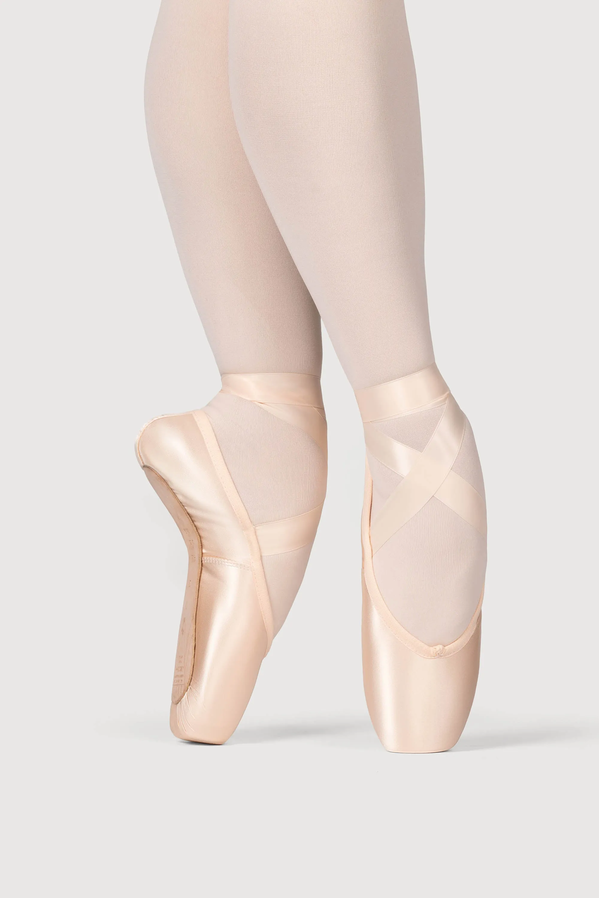 S0130S - Bloch Sonata Strong Pointe Shoe
