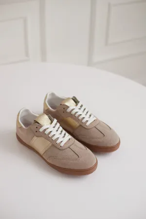 Sky Runner Leather Sneaker Beige/Gold