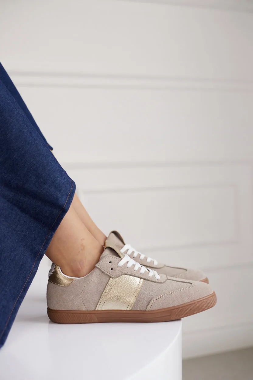 Sky Runner Leather Sneaker Beige/Gold