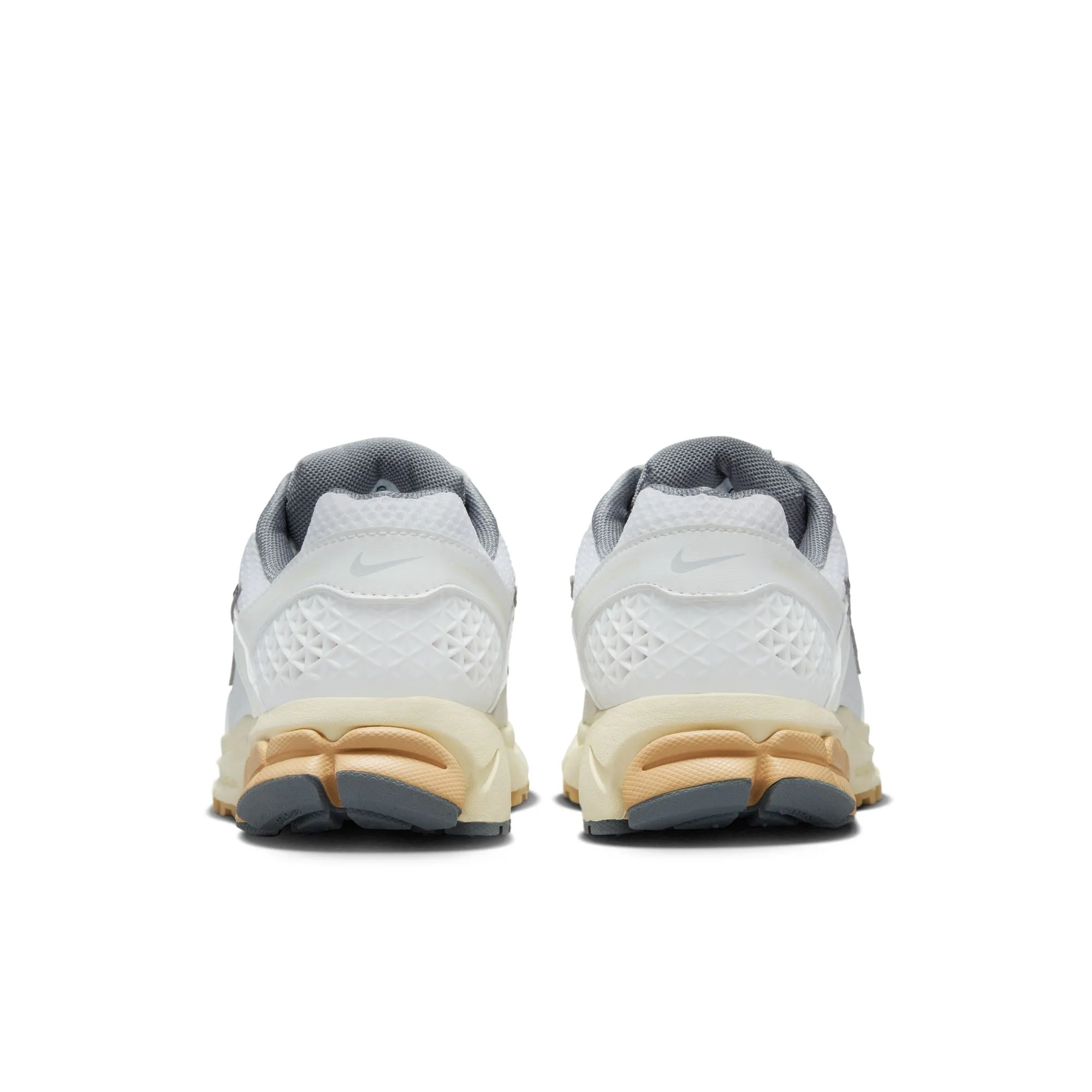 WOMENS NIKE ZOOM VOMERO 5 FJ2028-101 - SUMMIT/WHITE/PURE PLATINUM/SMOKE GREY