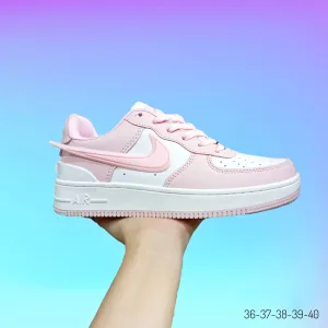Women's Sneakers