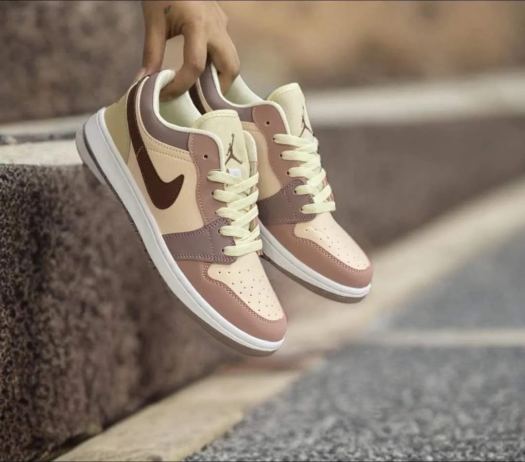Women's Sneakers